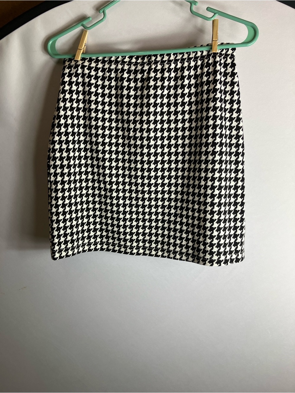 SHEIN Black and White Houndstooth Mini Skirt